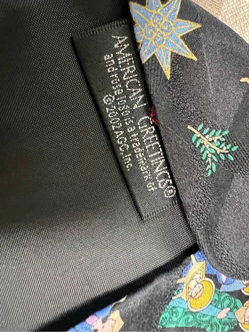 Vintage American greetings shades of the season silk tie 2002 holiday Christmas